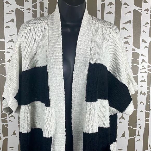 Vince Camuto Short Sleeve Striped Open Front Cardigan Sweater XL - Picture 4 of 8